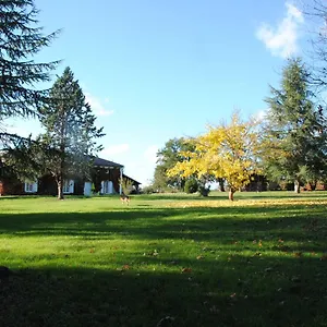 Le Chateau De Roquebere Bed & Breakfast