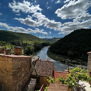 Les Roches Bed & Breakfast